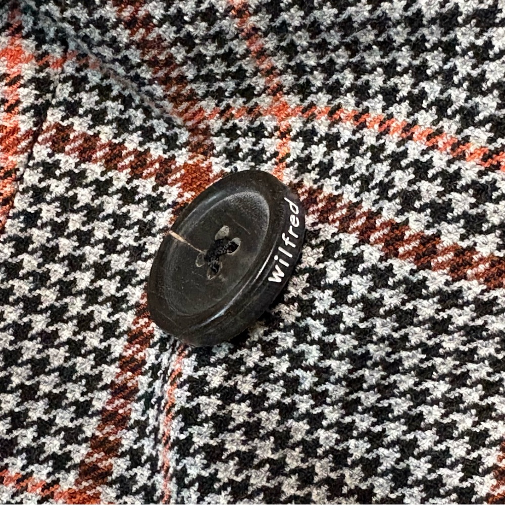 Wilfred Margaux double breasted blazer. - Picture 8 of 14